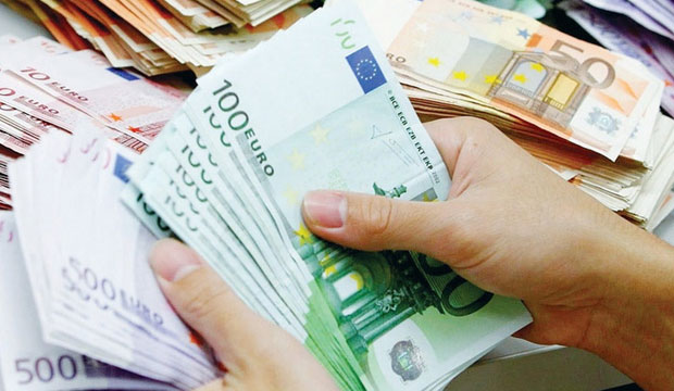 ЦГ: Просечна плата у 2015. - 489 евра