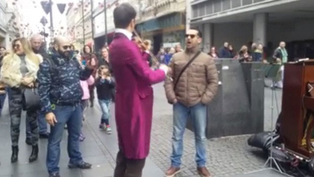 Нашем виолинисти је пришао чувени тенор из Милана, а онда се десило нешто што нико није очекивао (ВИДЕО)