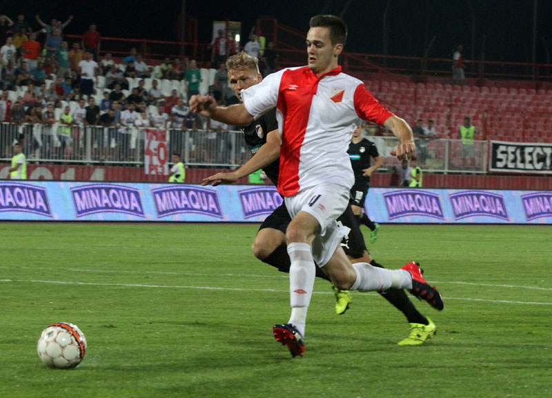 Иванић у уторак потписује за БАТЕ