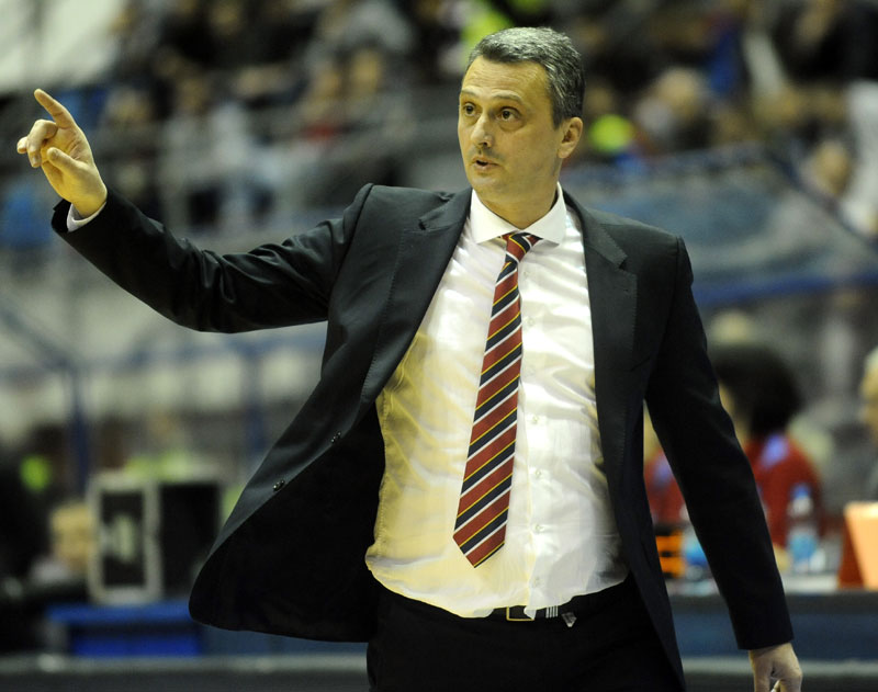 Радоњић: Кинзи није тренирао од меча са Локомотивом, Милер има високу температуру