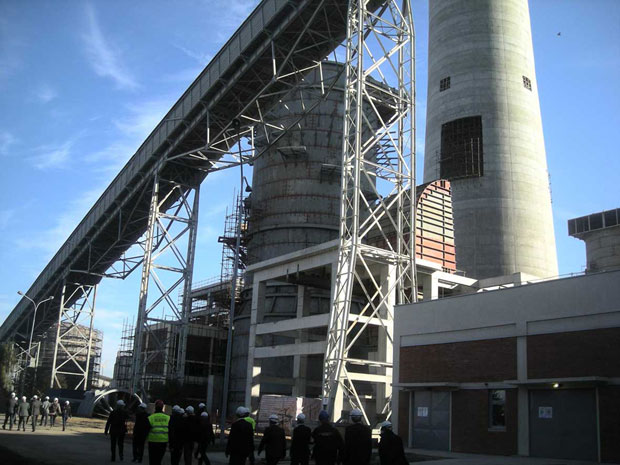 Граде пругу до електране