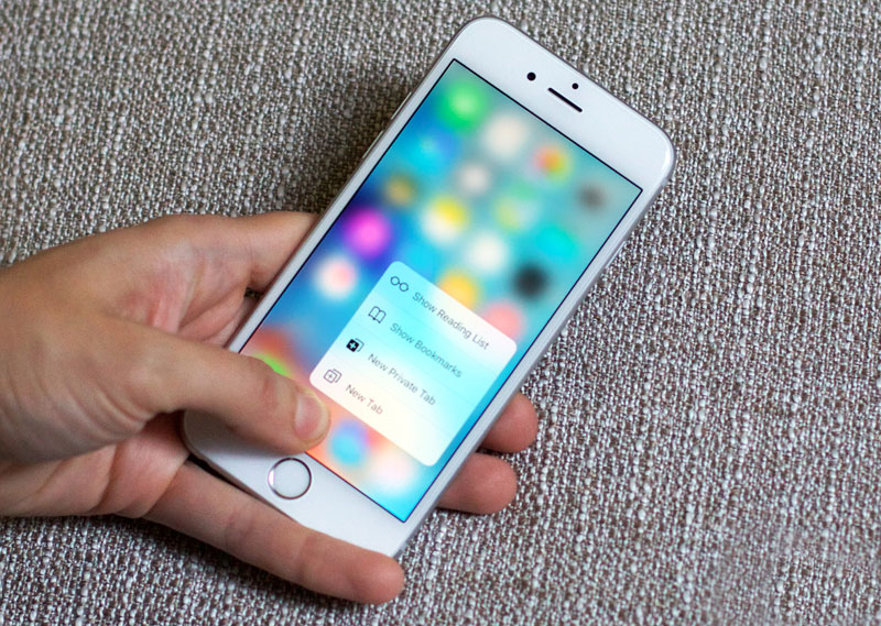 СЈАЈНА ВЕСТ ЗА КОРИСНИКЕ АЈФОНА: Епл вам мења и оштећене телефоне