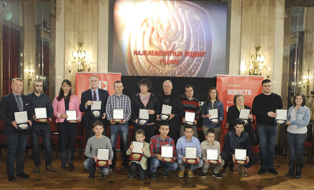 Јунаци су ту да покажу прави пут