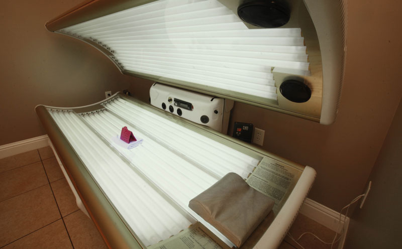 Дерматолози Србије: Малолетницима забранити да користе соларијум