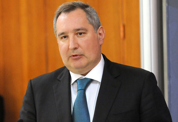 Дмитрију Рогозину забрањен улазак у Црну Гору 