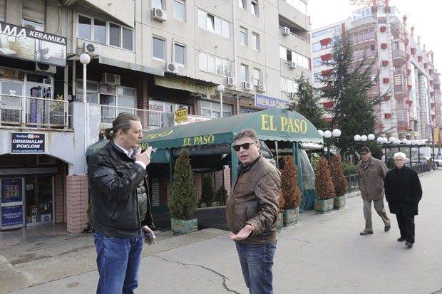 Почиње рушење летњих башта