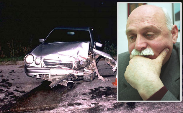 Одбрана Луке Караџића иде на застару?!