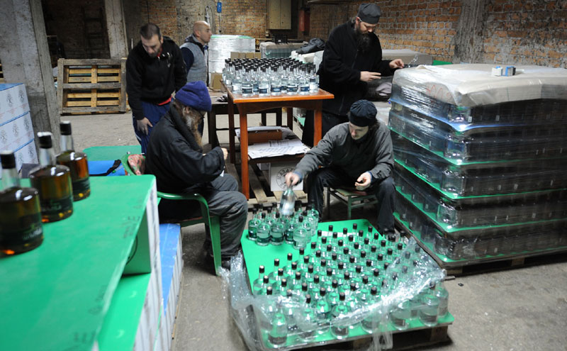 Ракије из манастира пуне рафове и касе