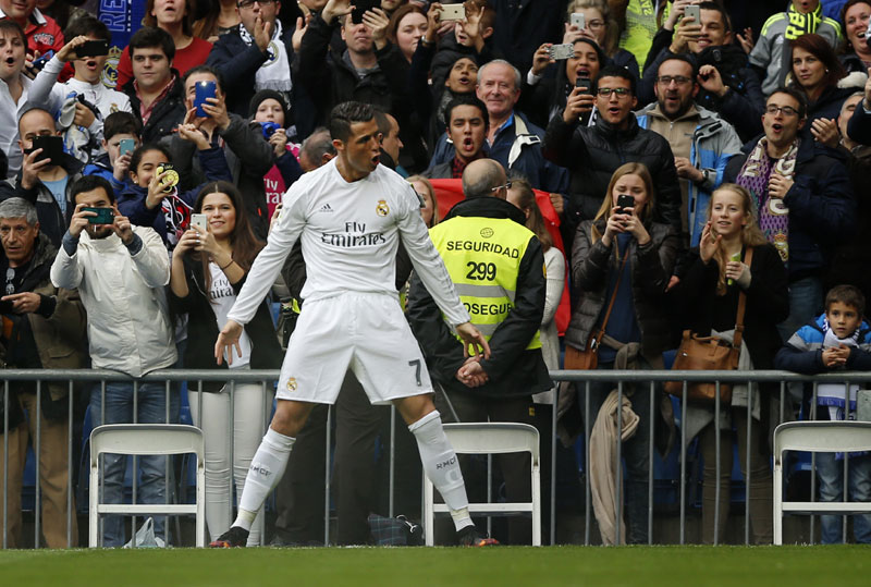 Примера: Роналдо одличан у победи над Билбаом, Валенсија коначно победила под вођством Невила