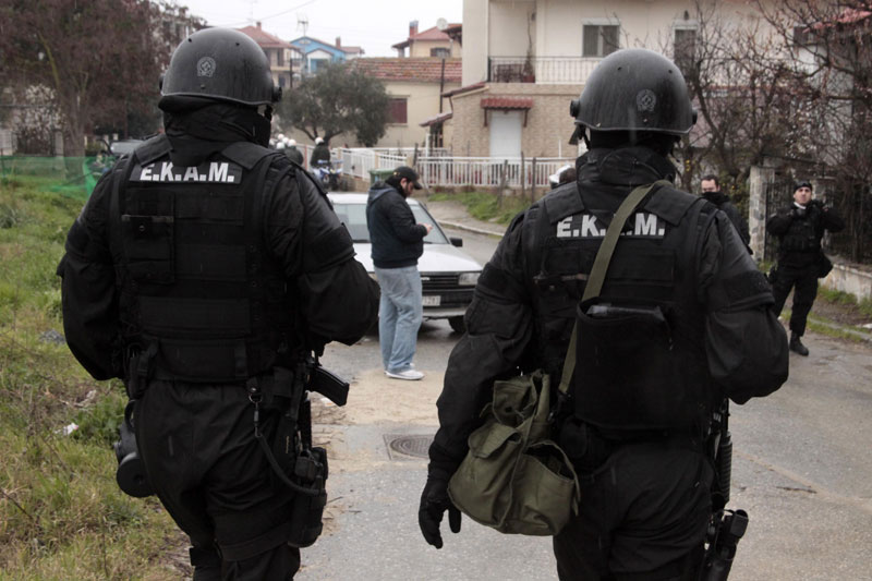 У Грчкој ухапшена двојица тешко наоружаних Ирачана са британским пасошима