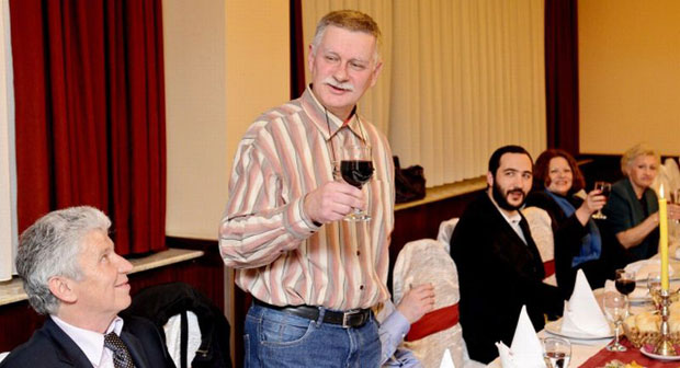 У вину тражили истину