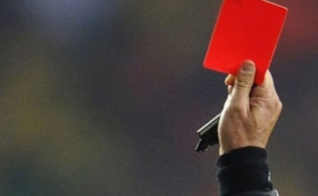 Хорор у Аргентини: Изрешетао судију због црвеног картона