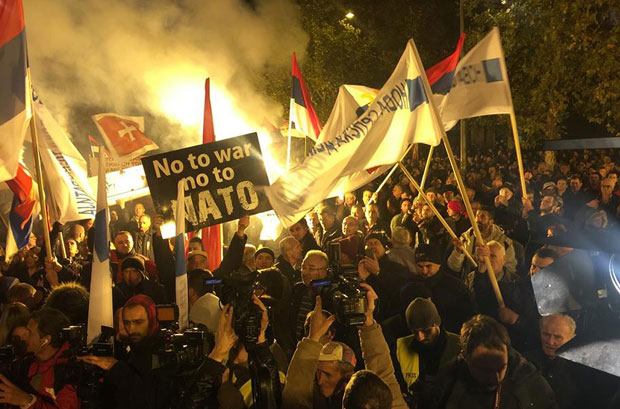 На Васкрс у НАТО?