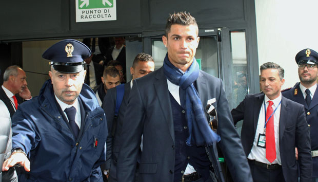 ВИДЕО: Роналдо и играчи Реала исмевали Месијев пенал