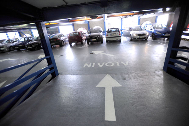 Камере не снимају возила у гаражама