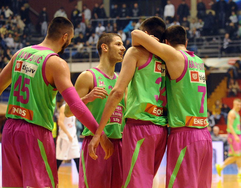 Мега се мучила три четвртине и пласирала се у полуфинале Купа