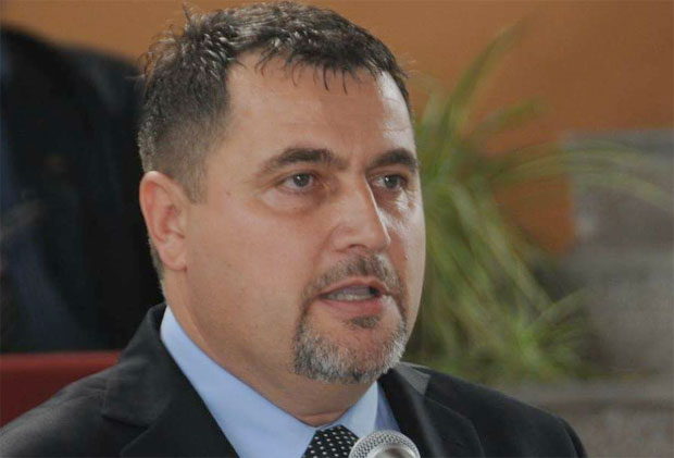 Бесплатан превоз свих ученика