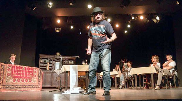 Сецирање друштва и појединца