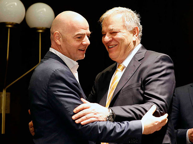 Караџић и Ивковић иду у Цирих да подрже Инфантина