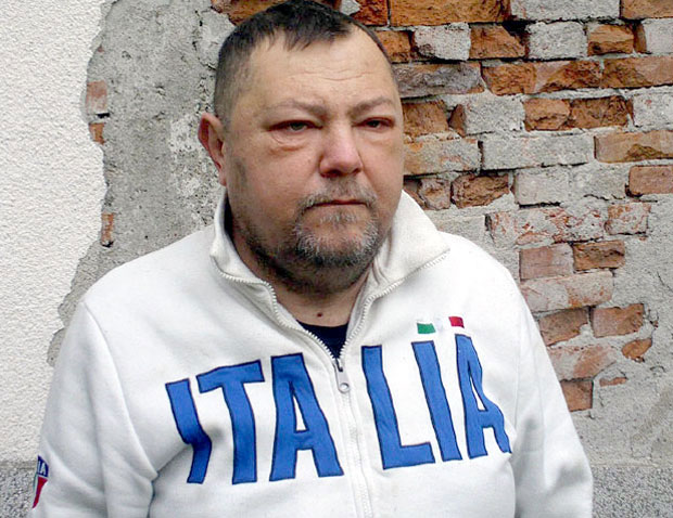 Само да спасим десно око