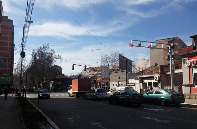 Нишлије не маре за црвено светло