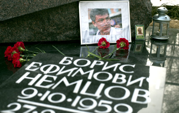 Дума одбила да минутом ћутања ода пошту Њемцову