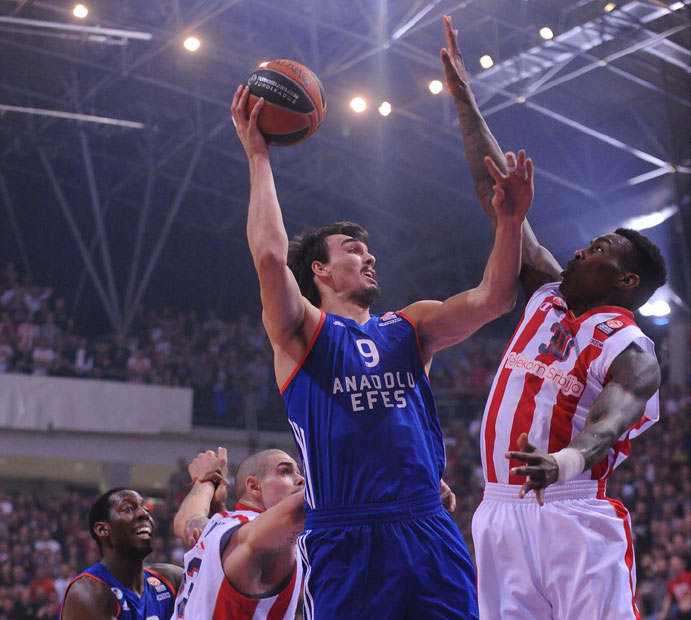 КРАЈ: Звезда - Анадолу Ефес 91:82