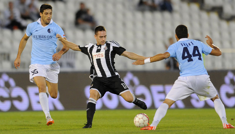 Андрија Живковић понуђен Виљареалу, преговори завршени пре него што су и почели