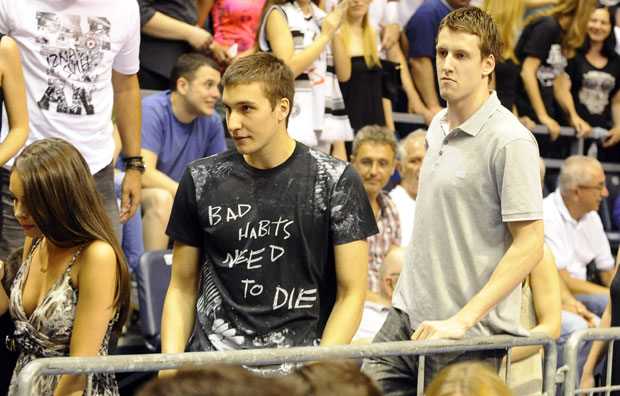 Весели: Посебно сам мотивисан за мечеве против Звезде