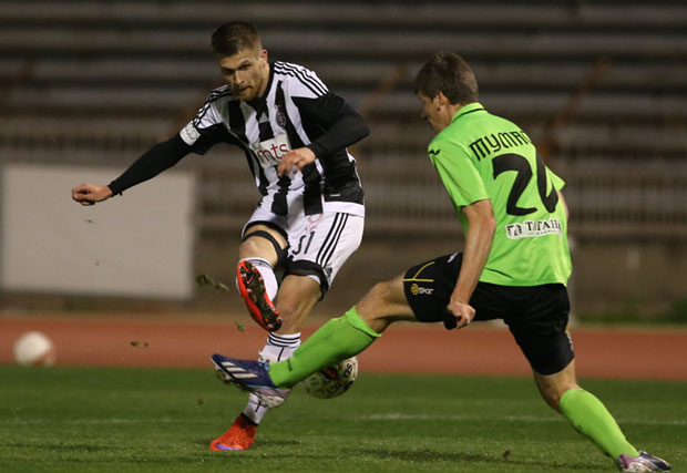 Партизан ремизирао са Уфом, Живковић опет играо