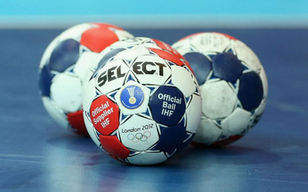 Стоилов добио батине јер није хтео да се фотографише са непознатима