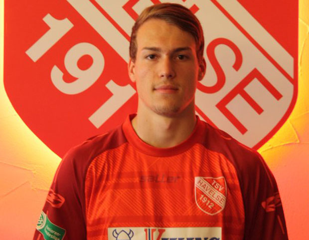 После Лијанка Војиновића и Милислав Поповић постаје део омладинске репрезентације Србије