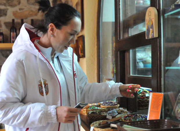 Српске тенисерке посетиле манастир Жичу: Духовно окрепљење