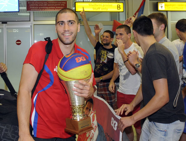 Булут игра на Фајтболу за 100.000 долара