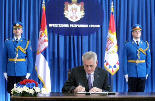 Николић у петак расписује изборе