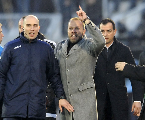 Томић после дербија развалио врата од судијске свлачионице, вређао службена лица