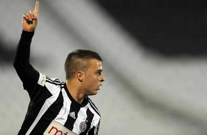 Партизан пред празним трибинама до полуфинала: Ваљак залечио дерби ране