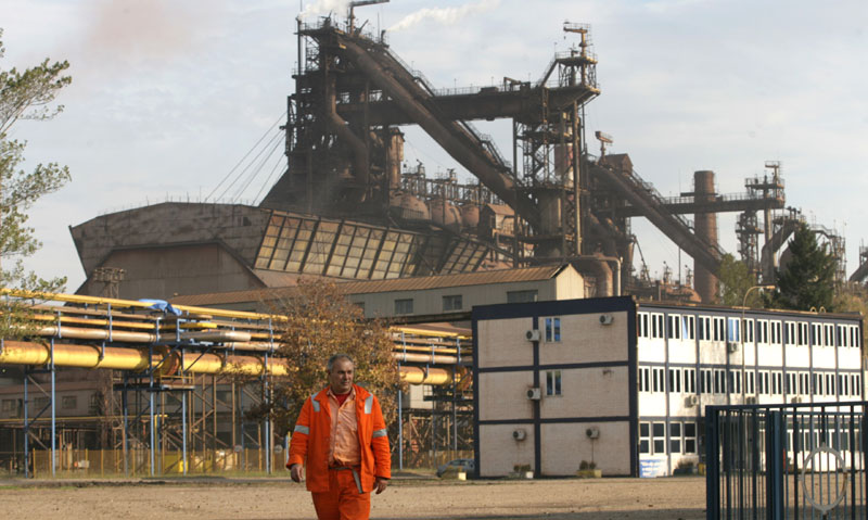 Челичана сад чека Кинезе