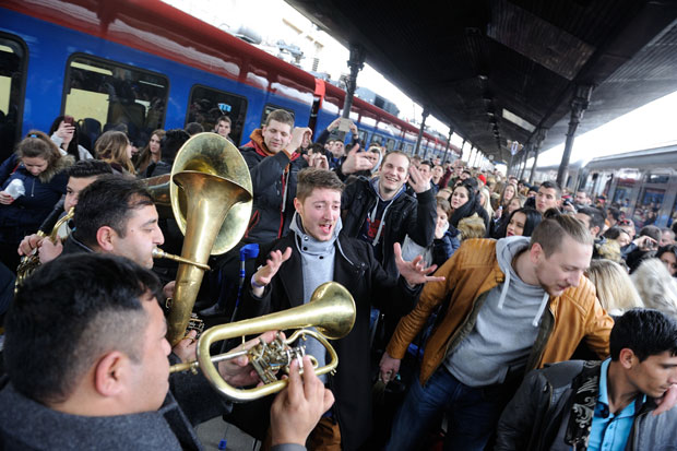 Из влака на - сплавове