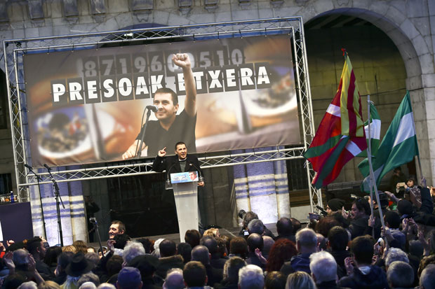 Шпанија: Хиљаде људи поздравило особођење лидера баскијских сепаратиста