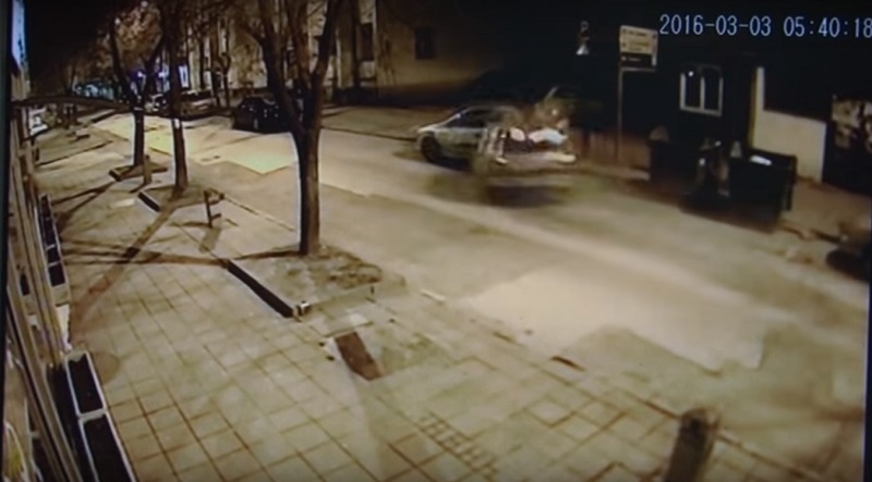 Пијан дивљао по Обреновцу, изазвао стравичан судар и оштетио 14 аутомобила