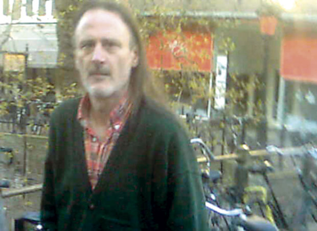 Џони Штулић: Не желим у лектиру