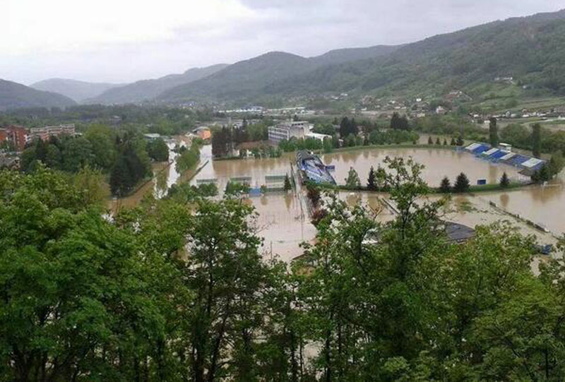 Поплављен стадион у Лучанима, одлаже се меч са Чукаричким?