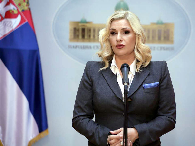 Зорана Михајловић: Зар су цвет и поклон једино што је остало од 8. марта?