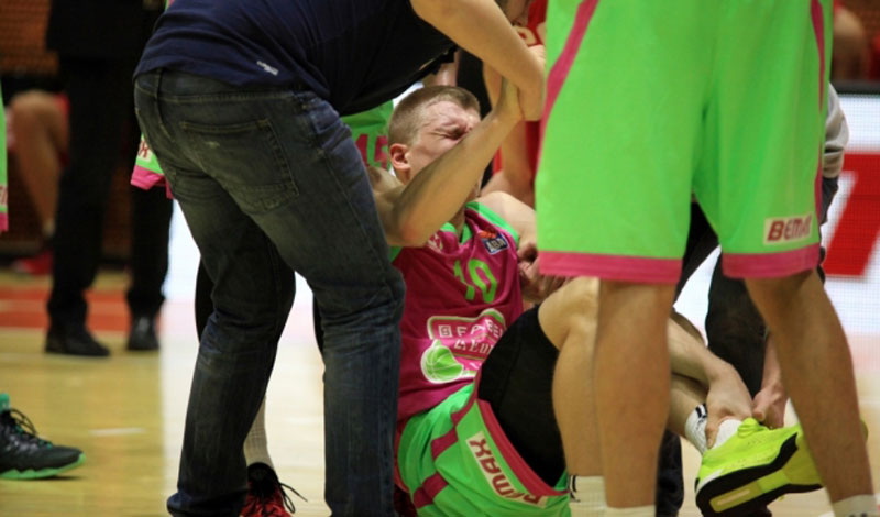 Страшан ударац за Мегу: Јарамаз сломио потколеницу