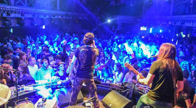 Случај спаљене дискотеке: Шесторица на Максимус