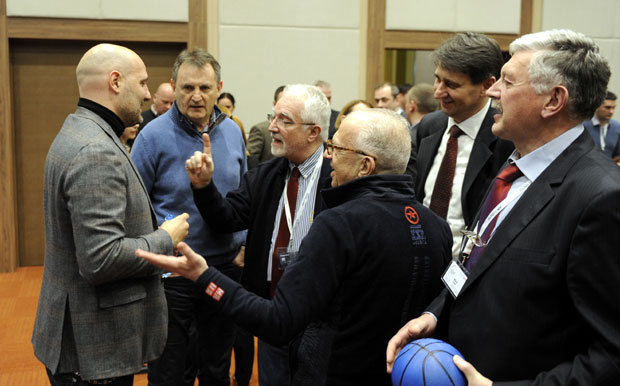 Противници на истом задатку