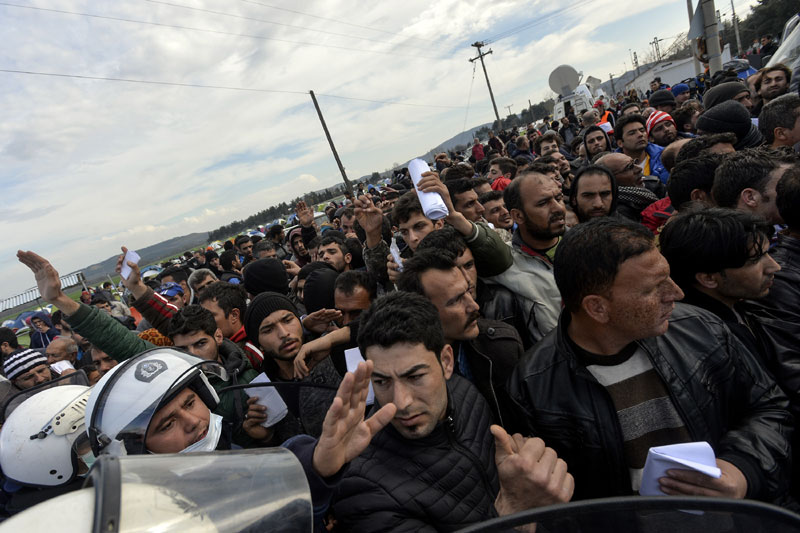 Протест избеглица на грчко-македонској граници