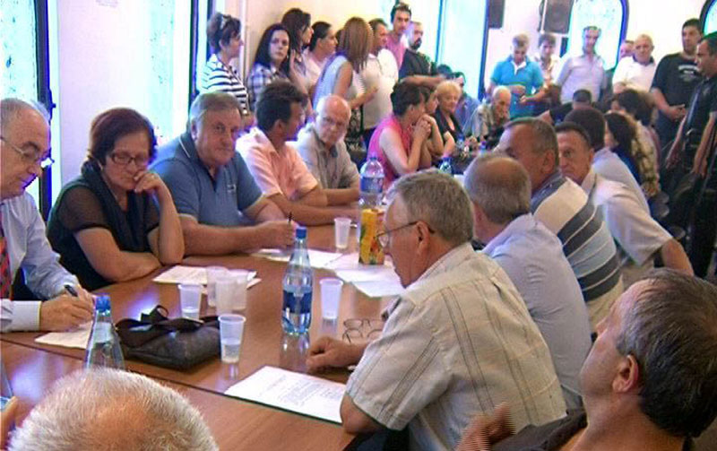 Неки власт мењали и по шест пута