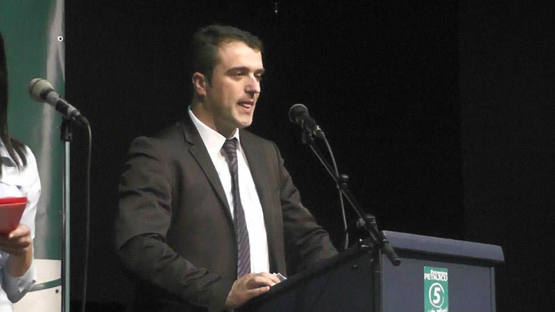 Аднан презире Његоша